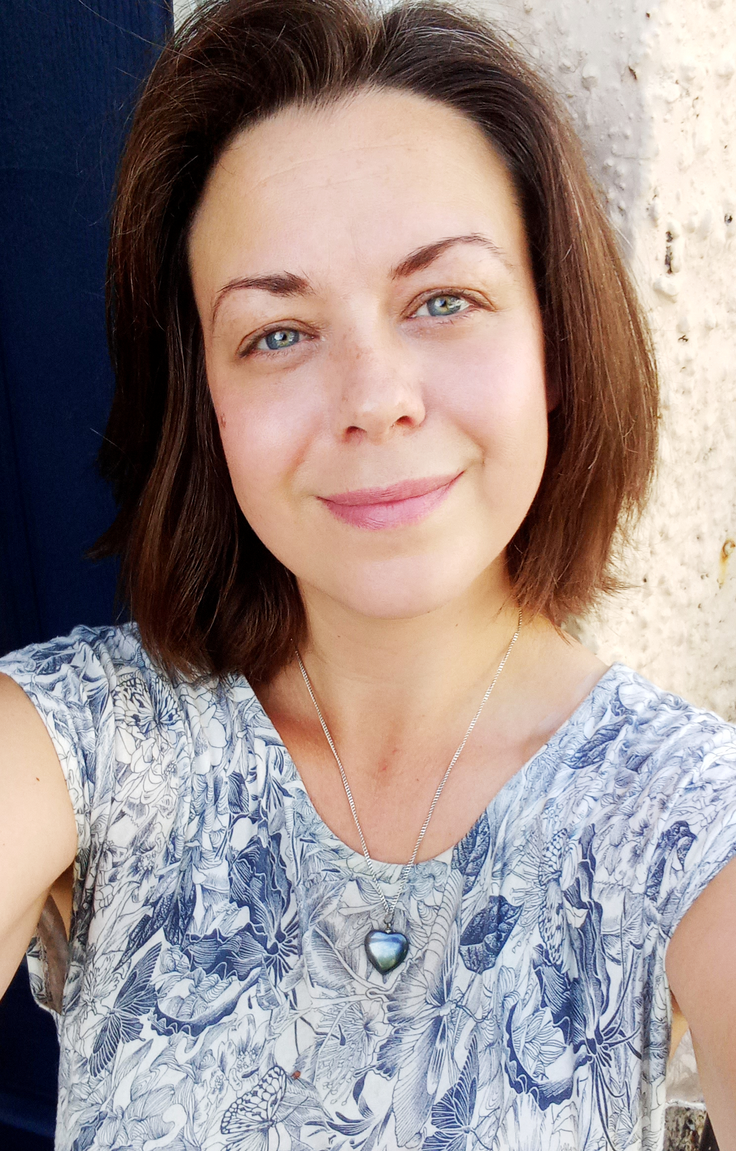 Terri Lee-Shield Love School UK Host