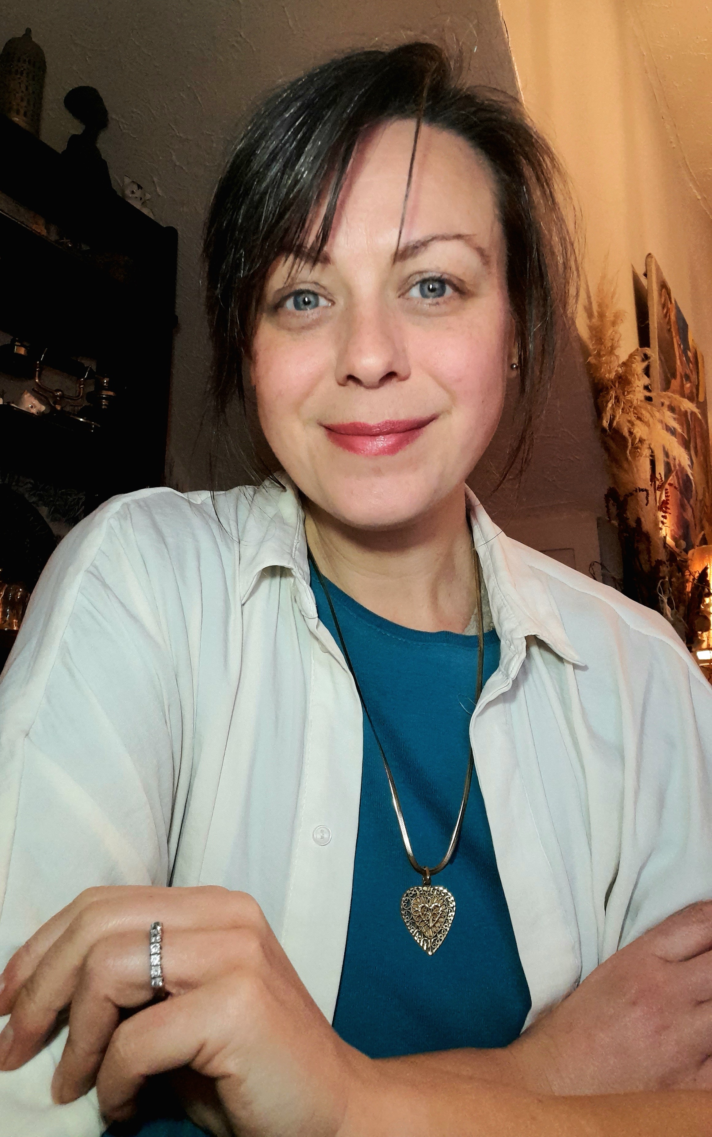 Terri Lee-Shield Love School Host